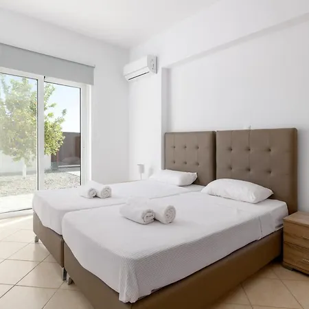 Casa Marinella بيت للعطل